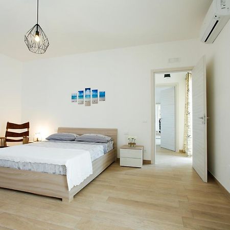 Casa 801 Bed & Breakfast Монополи Екстериор снимка