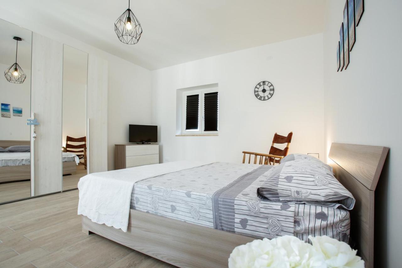 Casa 801 Bed & Breakfast Монополи Екстериор снимка