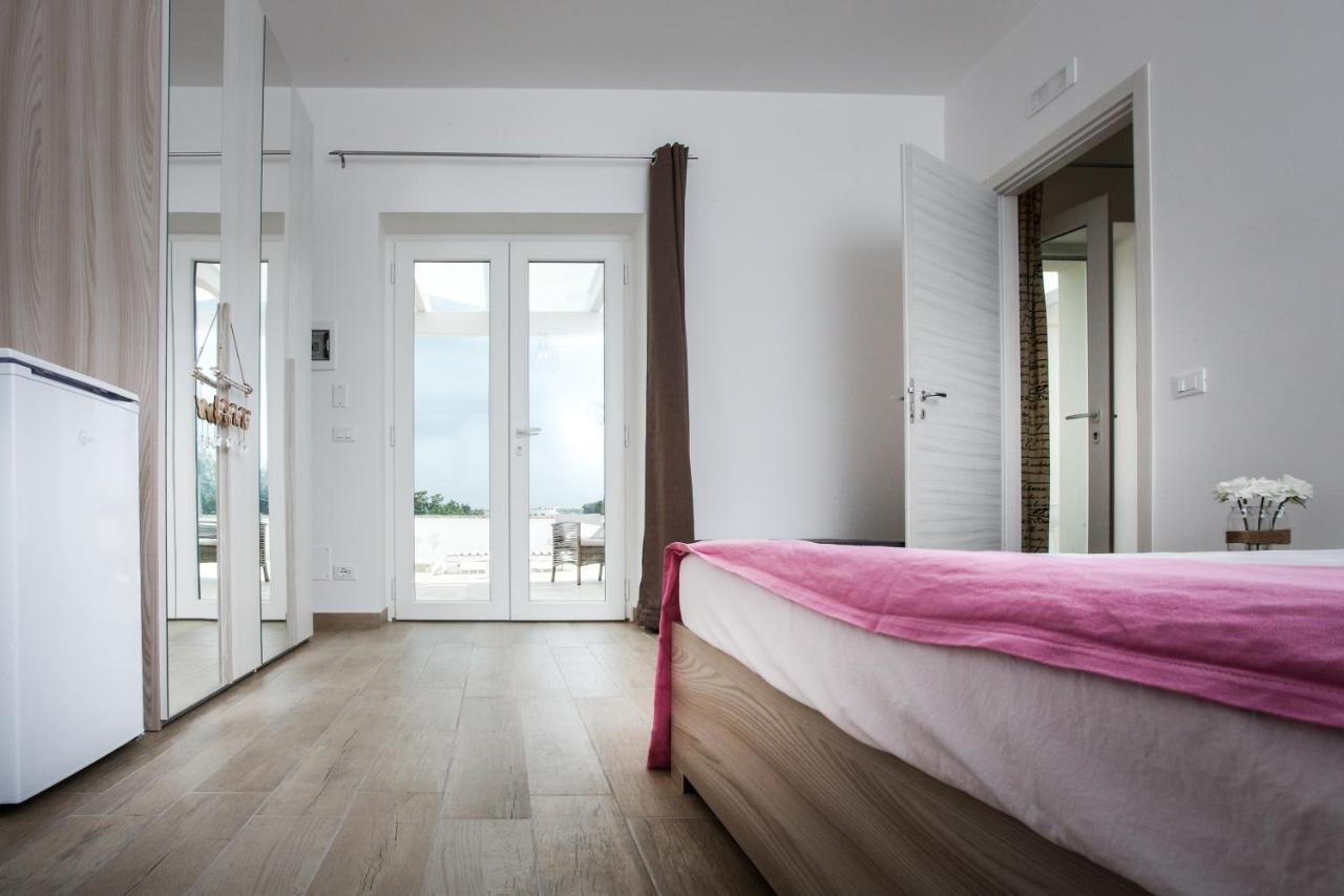 Casa 801 Bed & Breakfast Монополи Екстериор снимка